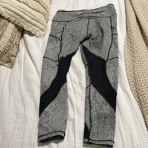 Lululemon leggings size 10